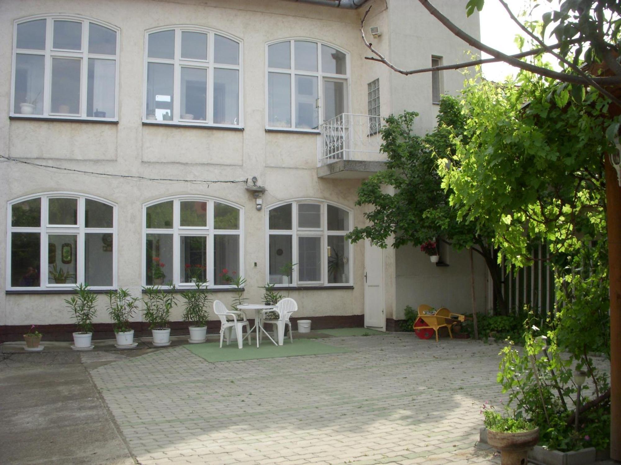 Garden Szivarvany Utcai Vendeghaz Σέγκεντ Εξωτερικό φωτογραφία